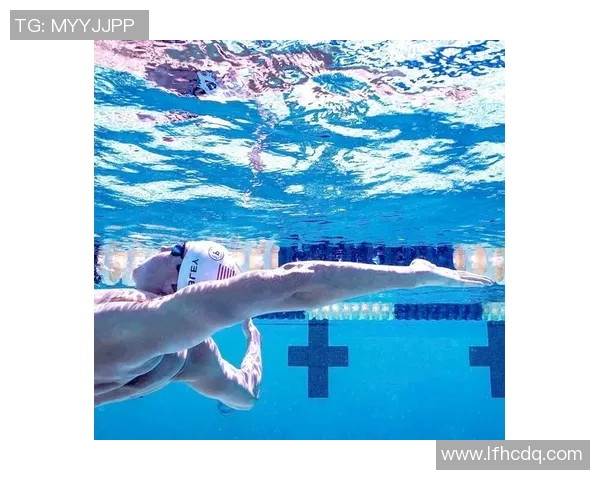 激情四射的游泳赛场，挑战极限的速度与力量，尽显运动员风采