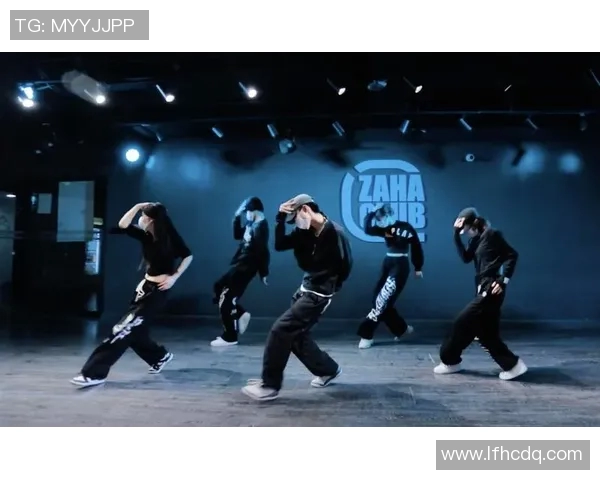 深圳街舞队的节奏揭秘:探索街舞文化的深层魅力与表现形式 深圳街舞队的节奏揭秘:探索街舞文化的深层魅力与表现形式