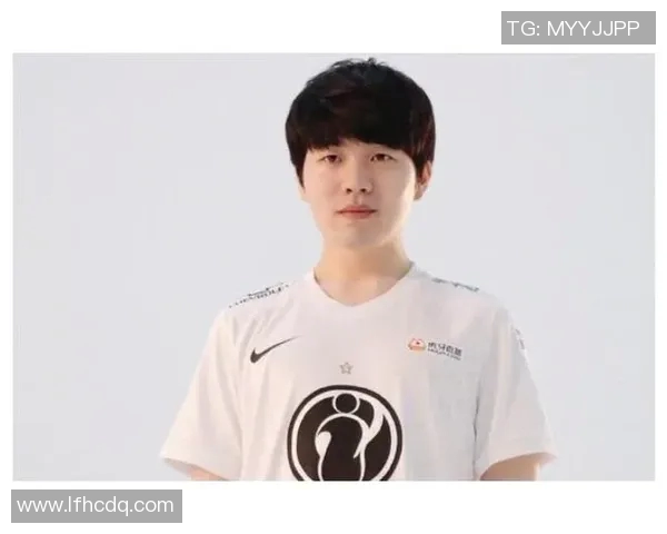 DOTA2巨献：深入解析TES战队的默契配合与战术策略